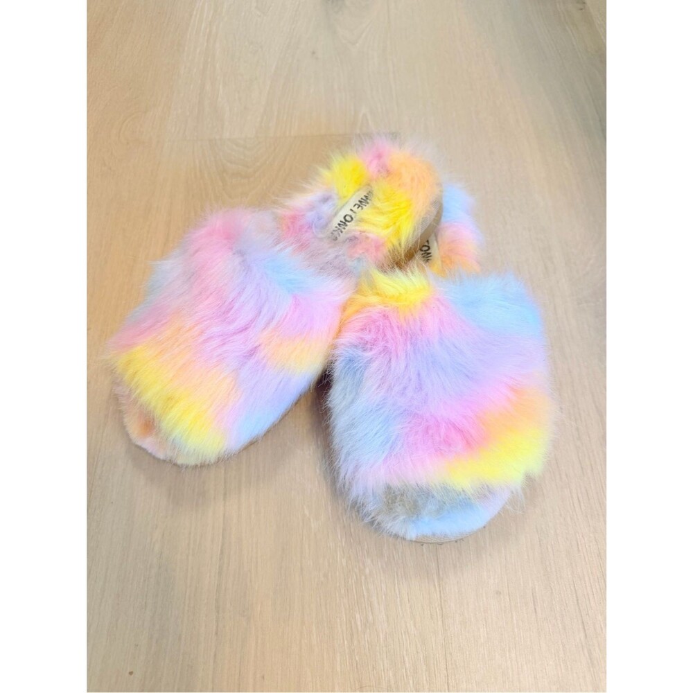 MINNETONKA Rainbow Faux Fur Slippers Size 10
